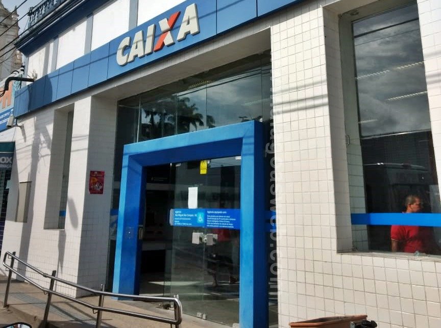 Inscrições para o Concurso da Caixa começam nesta quinta (29) com salários de até R$ 14,9 mil