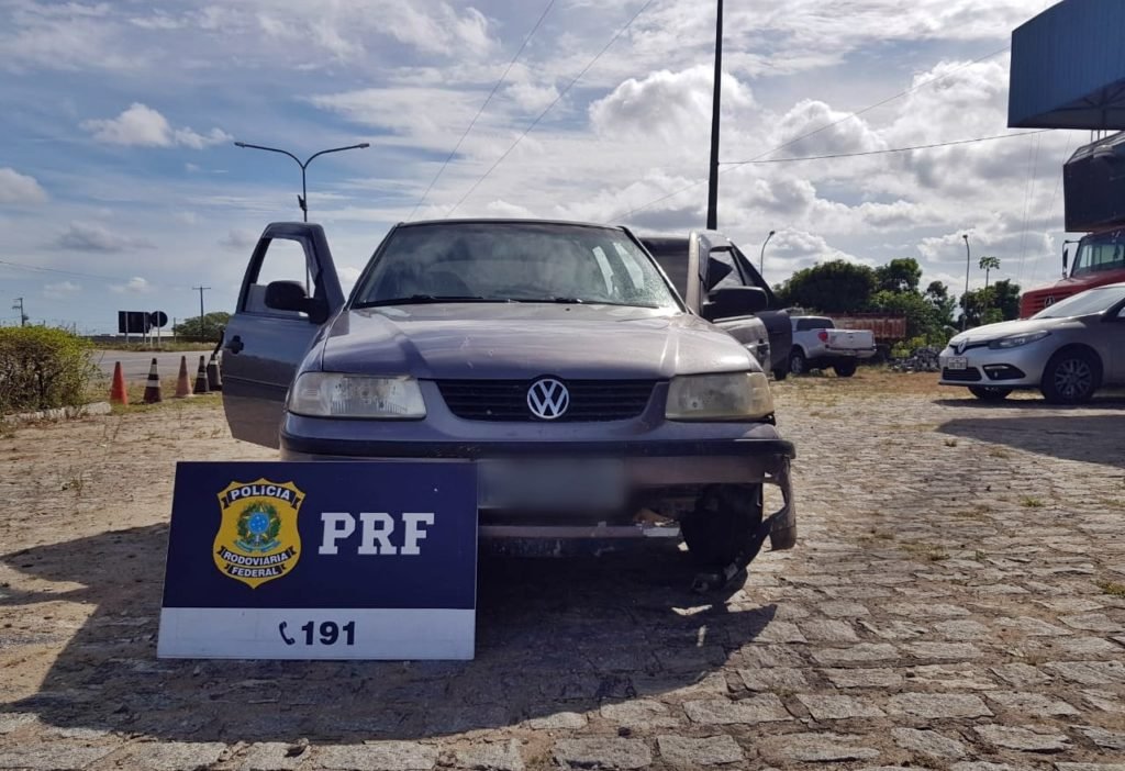 PRF prende três condutores embriagados e apreende veículo na BR 101 em São Miguel dos Campos 1 Ascom PRF/AL