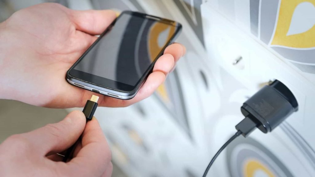 Mais celular do que gente | Brasil tem 1,2 aparelho por habitante, diz pesquisa