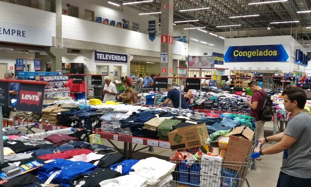 Veja 10 dicas para evitar golpe virtual e o da troca do cartão nas compras de Natal