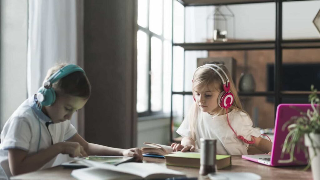 Crianças estão mais expostas às telas e mais distantes dos pais 1 Divulgação