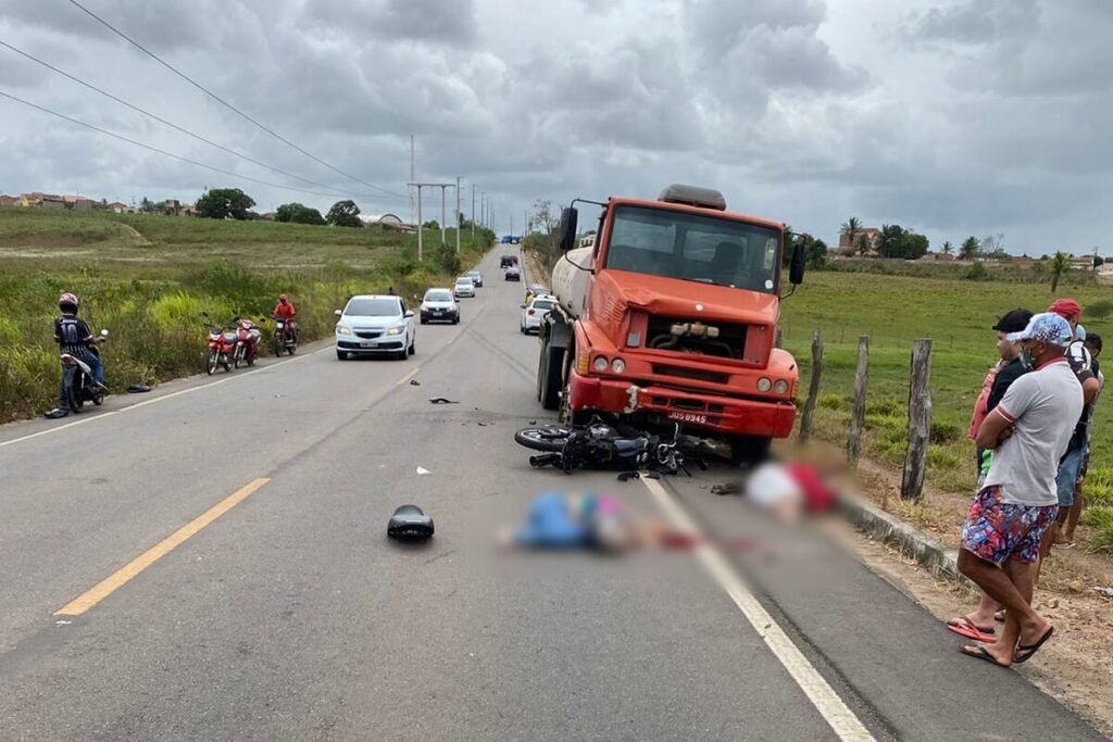 Cortesia ao internautas