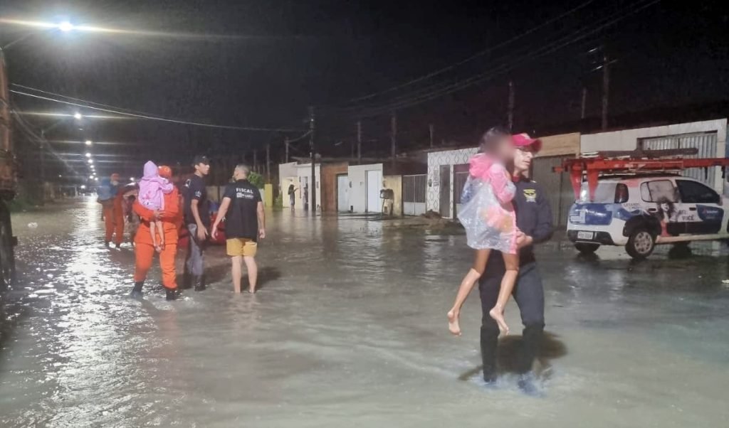 Estados do Nordeste se preparam para período de chuvas intensas