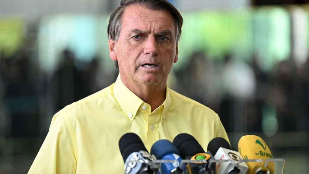 PF investiga Bolsonaro por suposto desvio de R$ 6,8 milhões