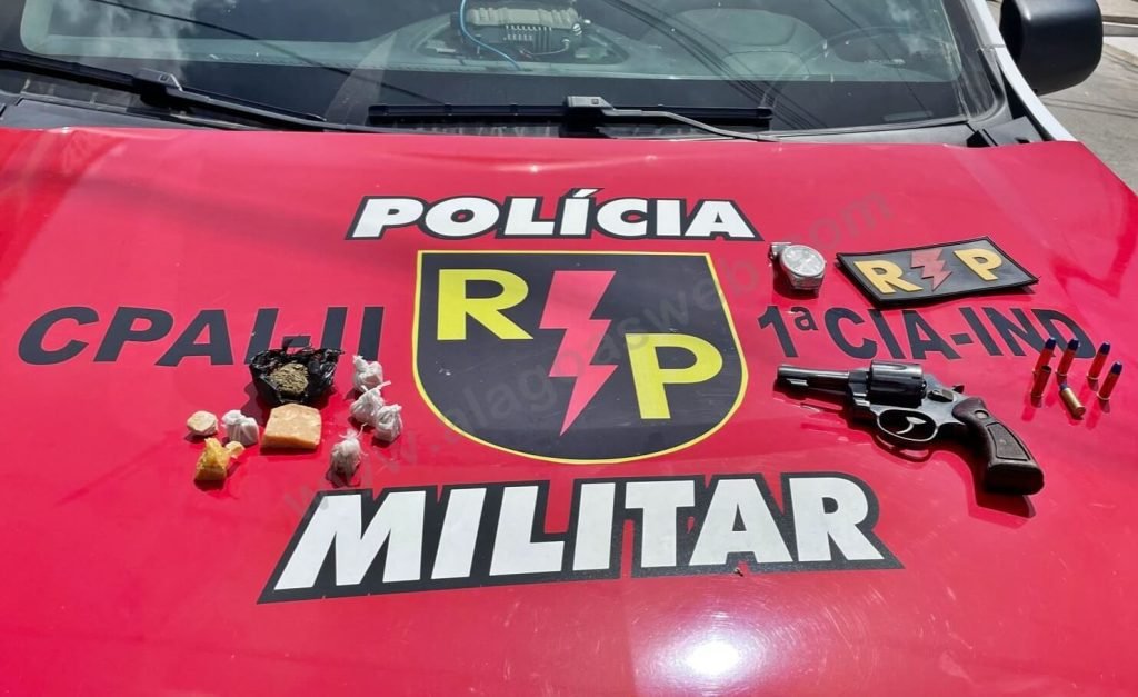PM recebe denuncia em São Miguel dos Campos e prende homem com arma e drogas em Roteiro 1 1ª Cia/Ind