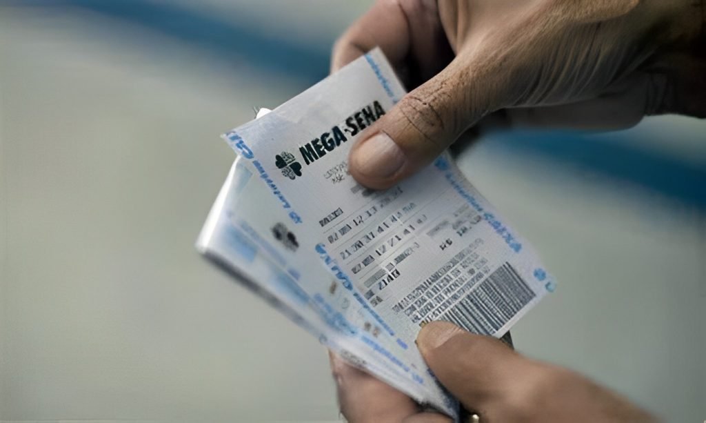 Mega-Sena acumula e próximo prêmio pode ultrapassar R$ 115 milhões