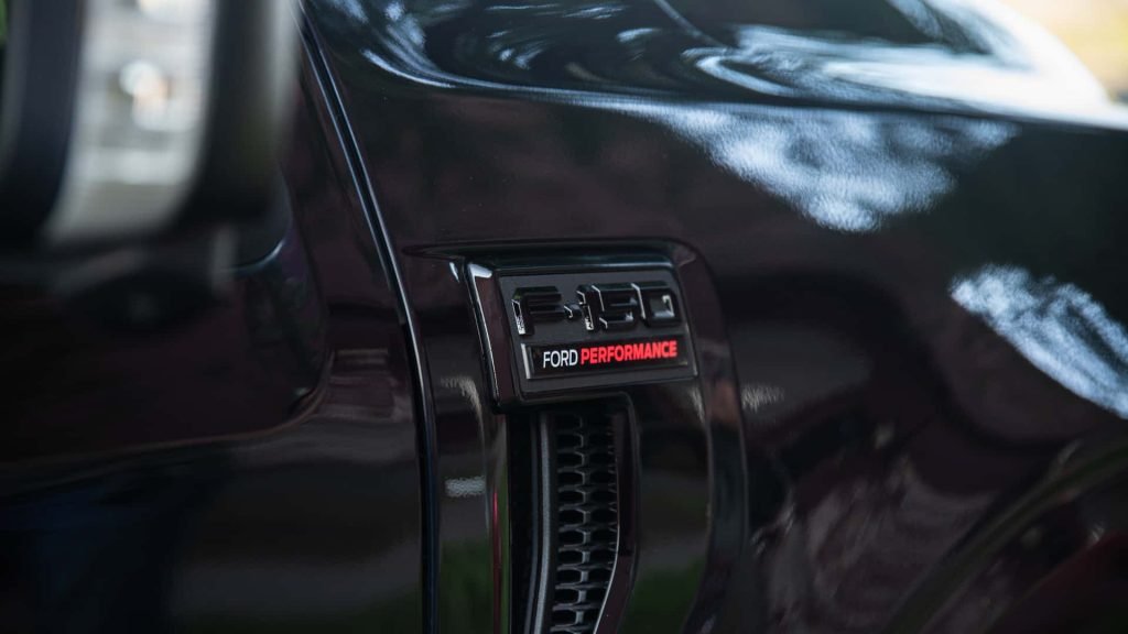 Preparação oficial da F-150 V8 entrega 700cv de potência