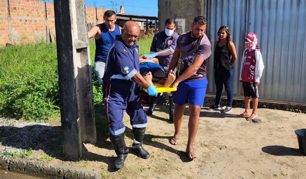 Adolescente é resgatado em estado grave após queda de cavalo em São Miguel dos Campos