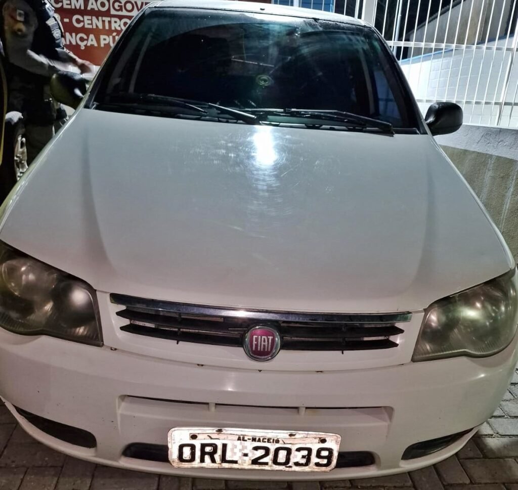 PM prende suspeito e recupera celulares e equipamentos de som roubados durante festa em Anadia