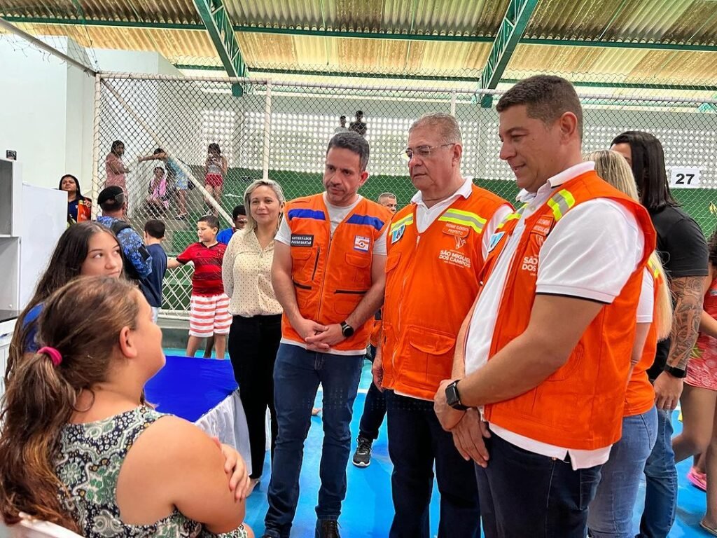 Paulo Dantas e George Clemente visitam áreas atingidas pelas chuvas