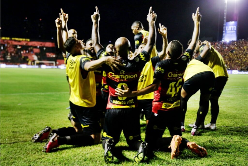 Sport bate o CRB e dorme na liderança da Série B