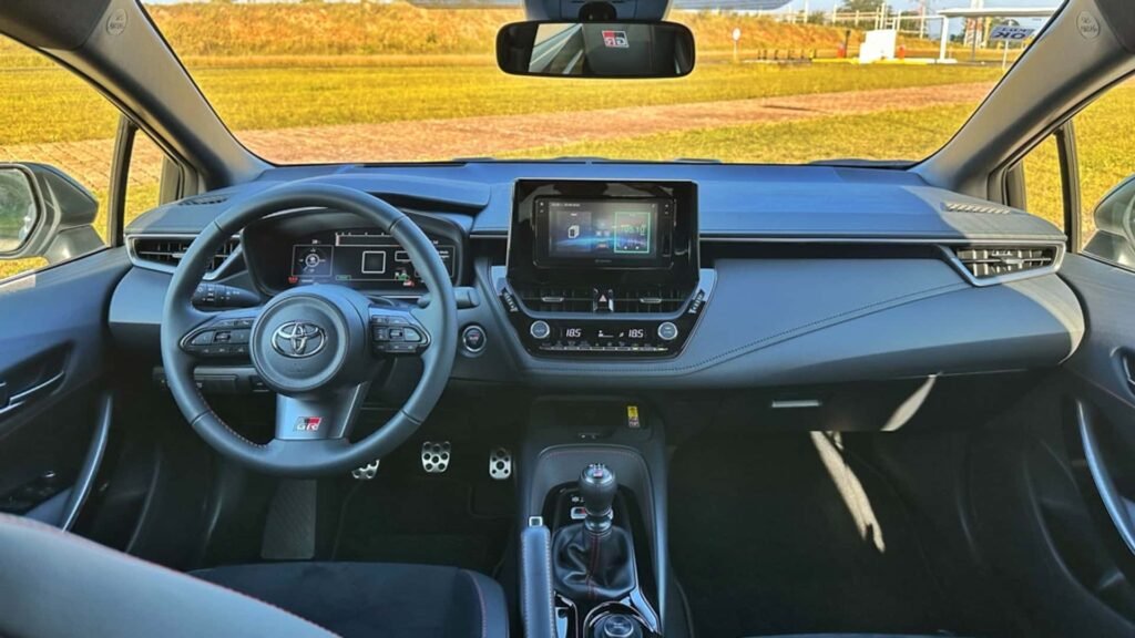 Toyota GR Corolla 2024 (Foto-Divulgação)