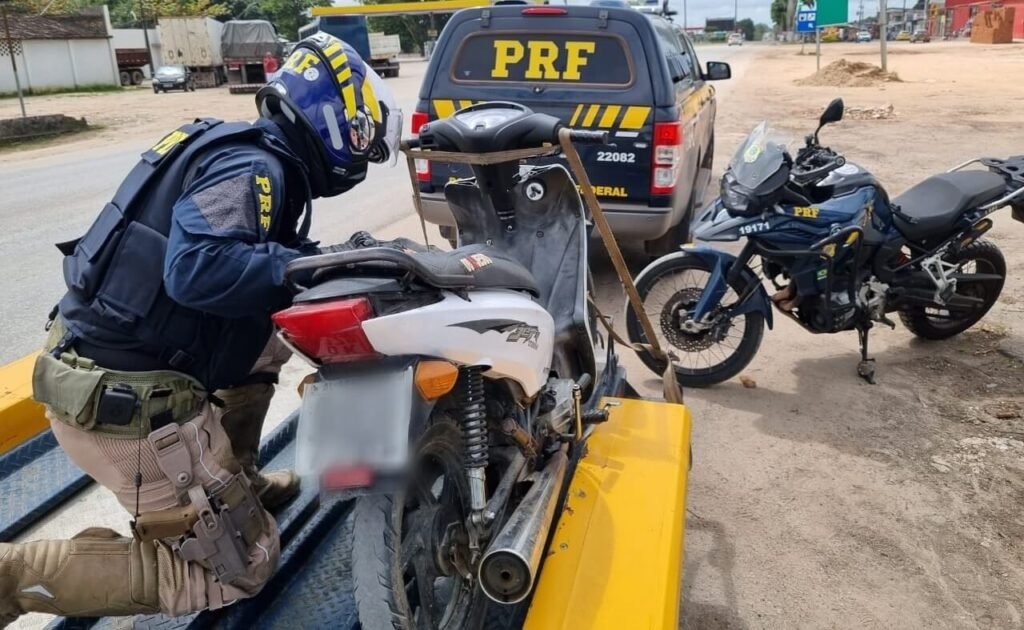 Adolescente é detido como moto adulterada comprada pela internet