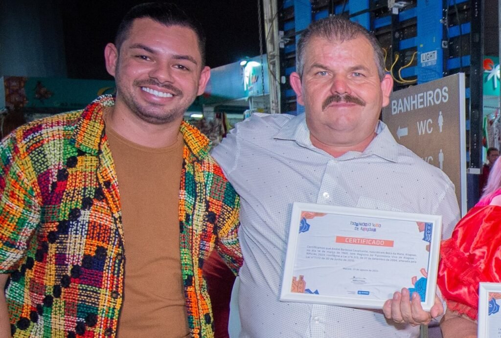 Artesão de Boca da Mata recebe certificação de Registro do Patrimônio Vivo de Alagoas