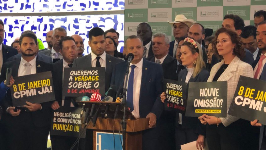 Ex-diretor da Abin admite que adulterou relatório