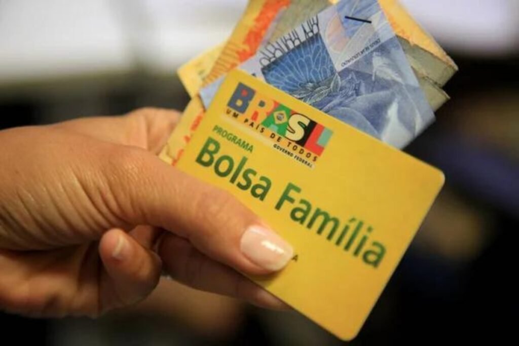 Governo vai bloquear beneficiários do Bolsa Família com CPF irregular