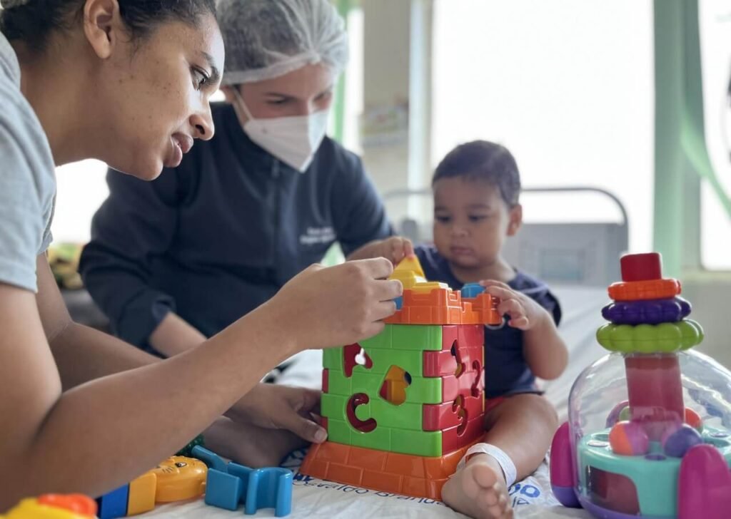 HGE salva a vida de criança com meningoencefalite