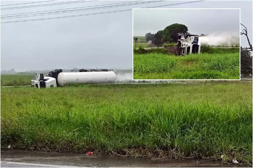 Pista interditada após tombamento de carreta com risco de explosão em Alagoas