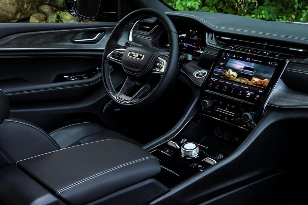 Jeep Grand Cherokee 4xe - Foto: Divulgação