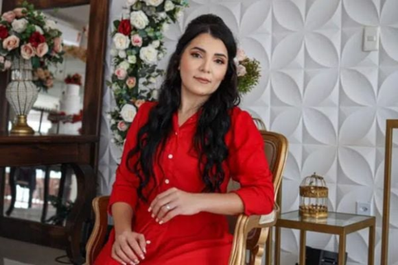 Cantora gospel desaparece após sair de casa para evento religioso na BA