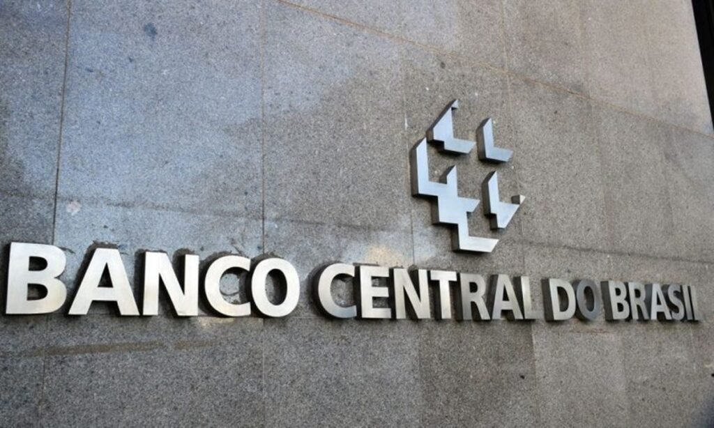 Mercado reduz estimativa da inflação de 4,55% para 4,53% este ano