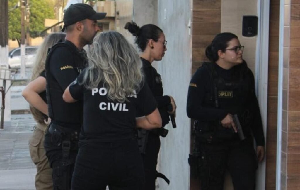 Polícia Civil realiza operação e prende oito acusados de violência contra mulheres