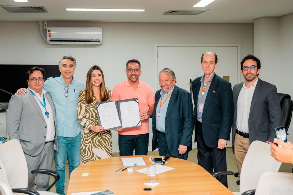 Governador assina decreto que amplia oferta de voos em Alagoas