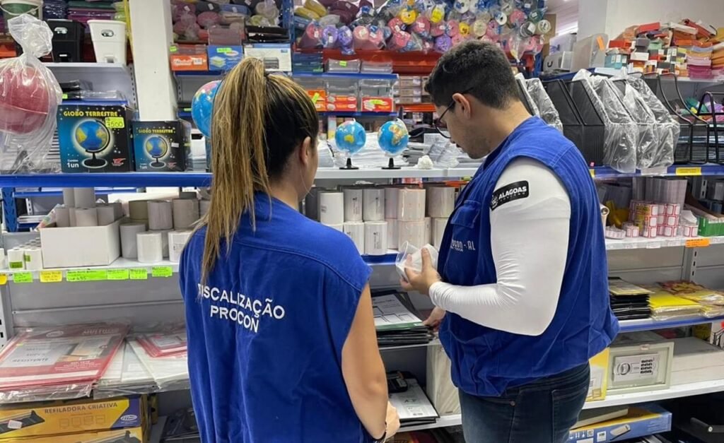 Procon divulga pesquisa de preço de materiais escolares mais solicitados em 2024