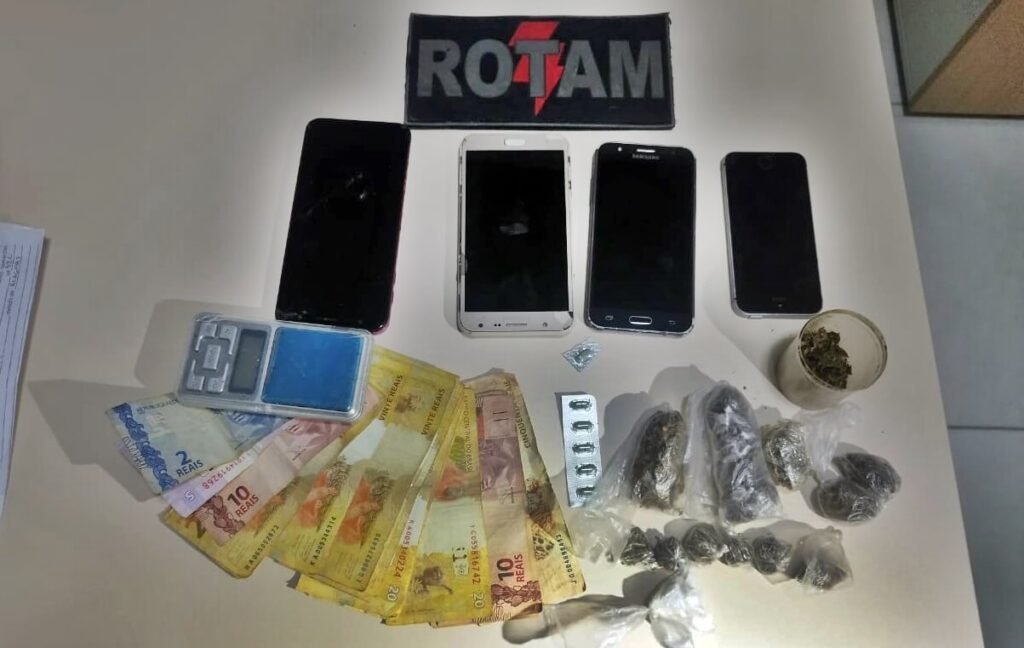 Rotam resgata bebê abandonado e encontra drogas em residência