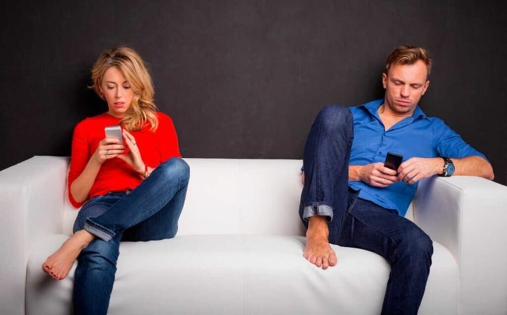 Uso excessivo de redes sociais pode impactar no relacionamento