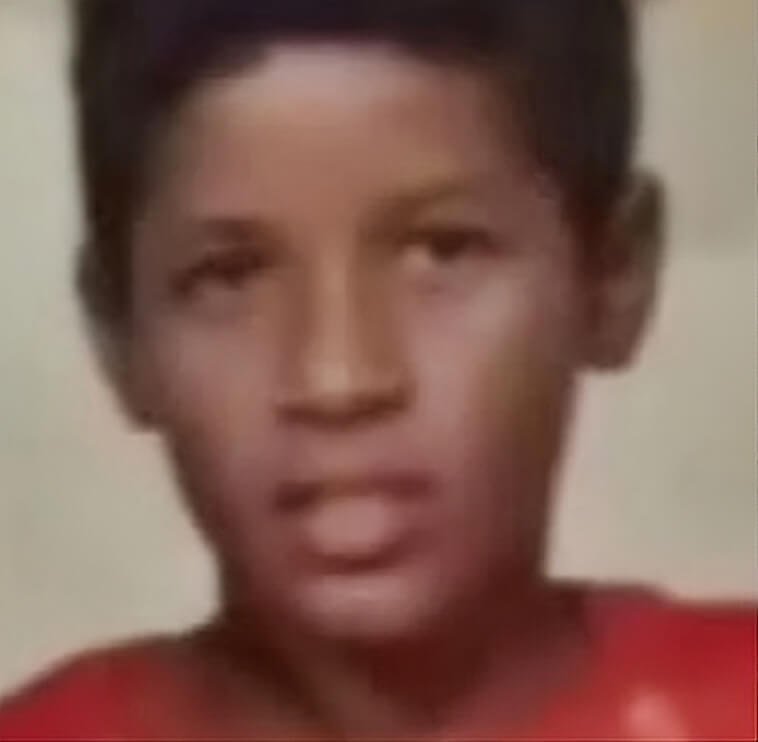 Garoto de 12 anos morre atingido por viga de concreto quando brincava em casa em construção