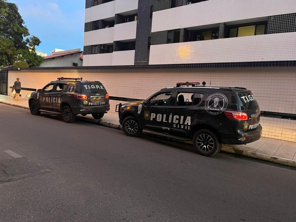 Estelionatário é preso após uso de documentos falsos em aluguel de apartamento na Ponta Verde