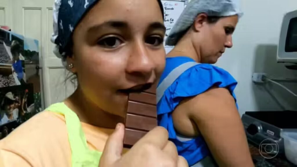 Menina brasileira de 11 anos cria fábrica de chocolate com cacau produzido pela família