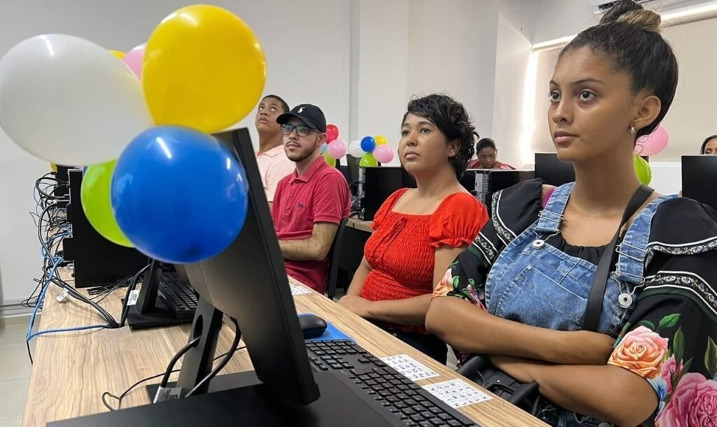 AAPPE Aprendiz abre vagas para jovens e deficientes de todas as idades