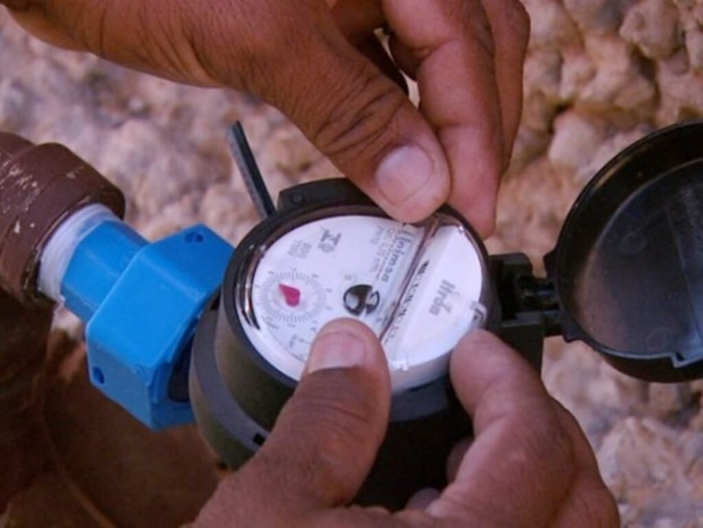 Cliente que autodenunciar “gato de água” será liberado de multa pela Águas do Sertão em São Miguel dos Campos