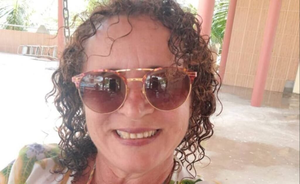 Professora é encontrada morta dentro de casa no interior