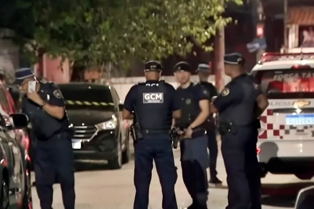 Adolescente de 16 anos mata os pais e a irmã após ficar sem celular