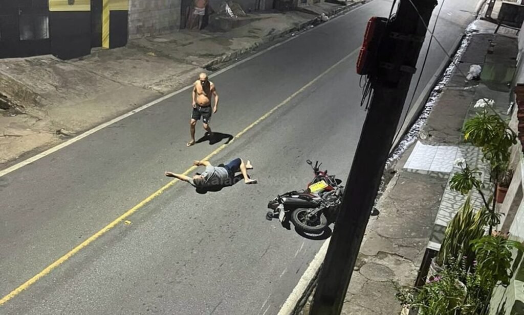 Condutor é socorrido após acidente com moto em São Miguel dos Campos