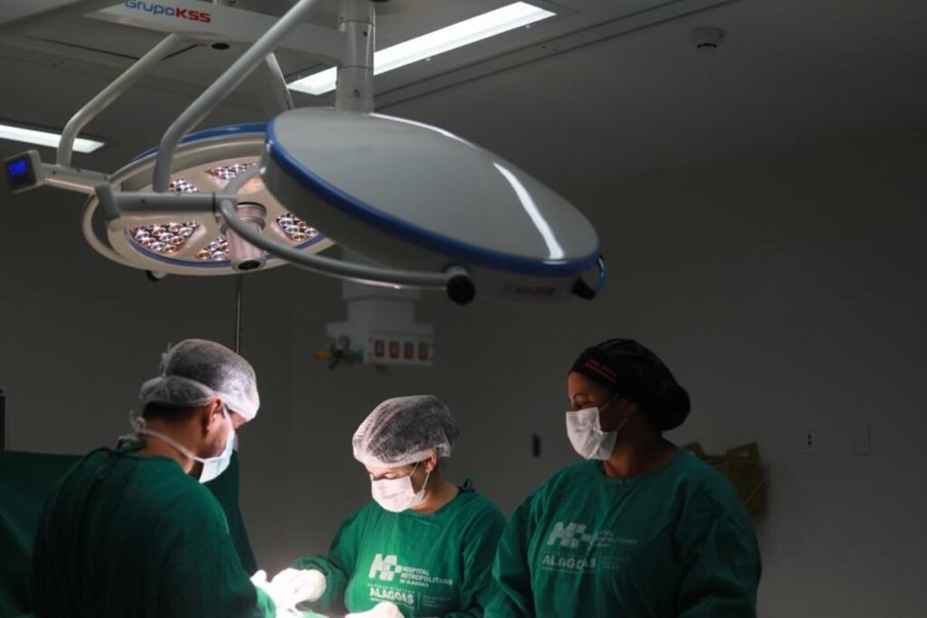 Hospital Metropolitano de Alagoas é referência na realização de cirurgias de vasectomia