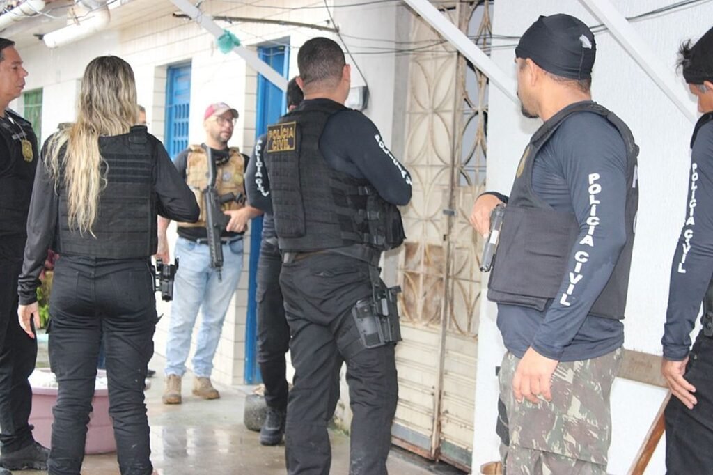 Mais de 20 suspeitos de crimes são presos em megaoperação policial em Alagoas