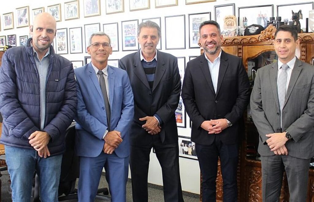 Governador de Alagoas discute estratégias de segurança pública em São Paulo