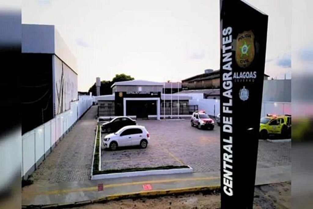 Homem é preso com mais de 2 kg de drogas e dinheiro em Maceió