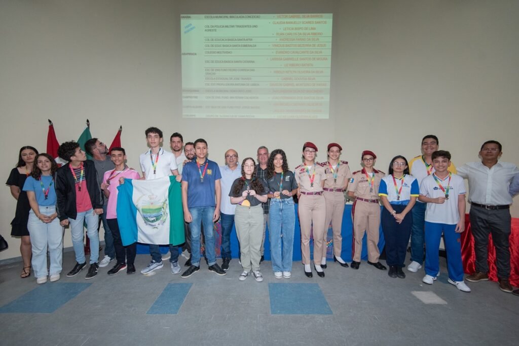 Rede estadual celebra 76 medalhas na OBMEP com conquistas históricas