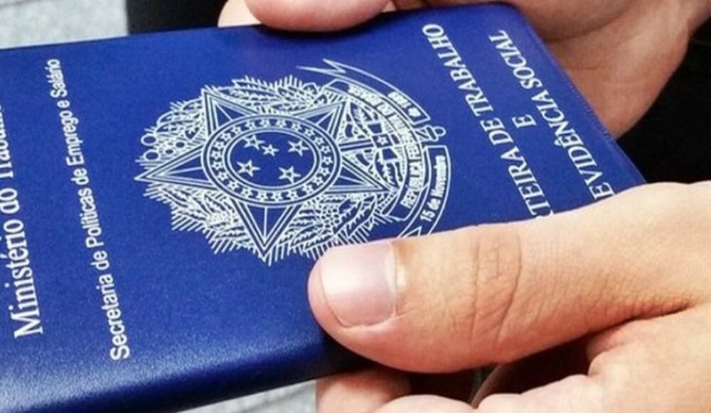 Semana começa com 2.409 vagas de emprego abertas em Alagoas