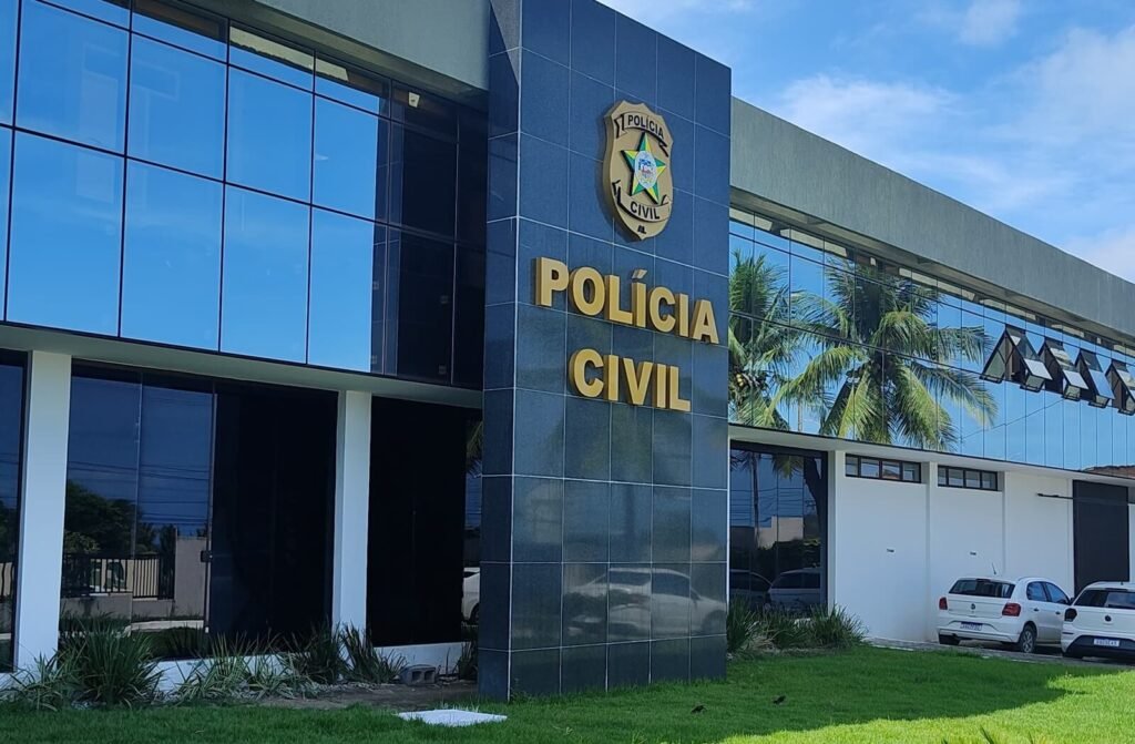 Motorista que atropelou e matou quatro cachorros é identificado pela polícia