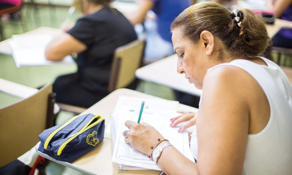 Escola da LBV oferece gratuitamente o Curso Preparatório para o ENCCEJA