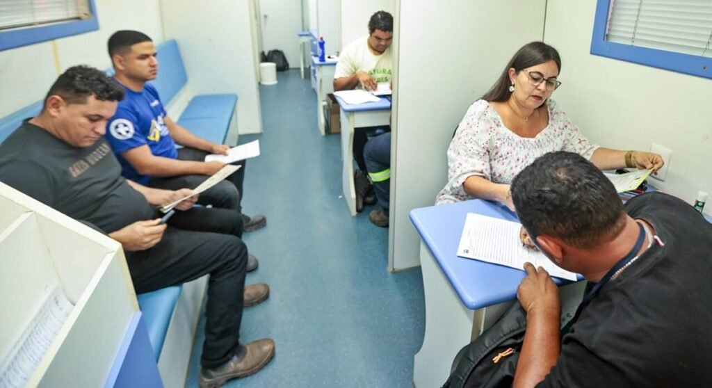 Sine divulga mais de 120 vagas de emprego