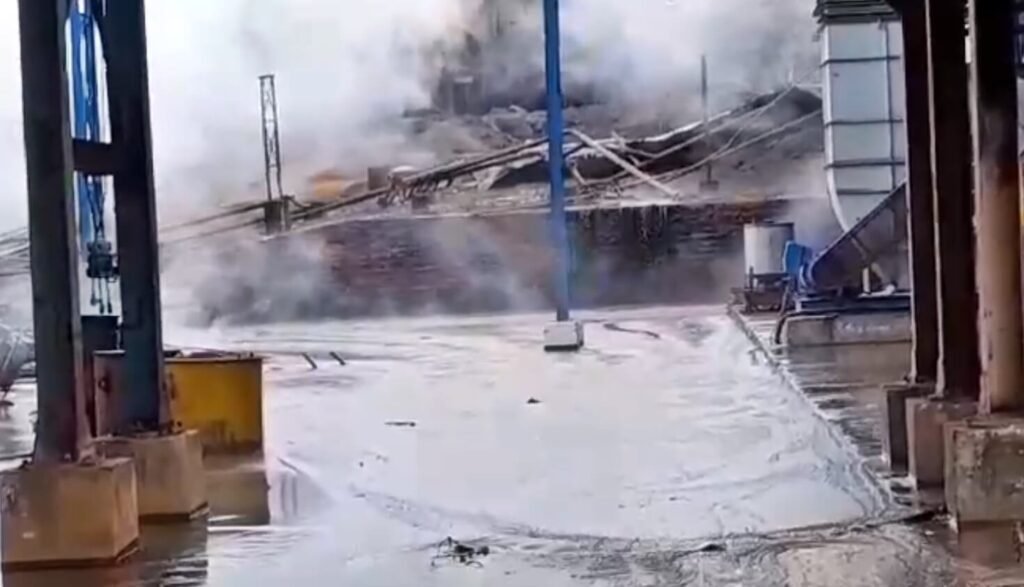 Tanque explode na área industrial da Usina Caeté em São Miguel dos Campos, assista