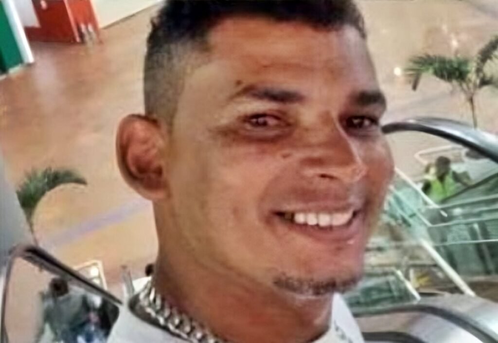 Funcionário público de Roteiro é assassinado a tiros dentro de casa