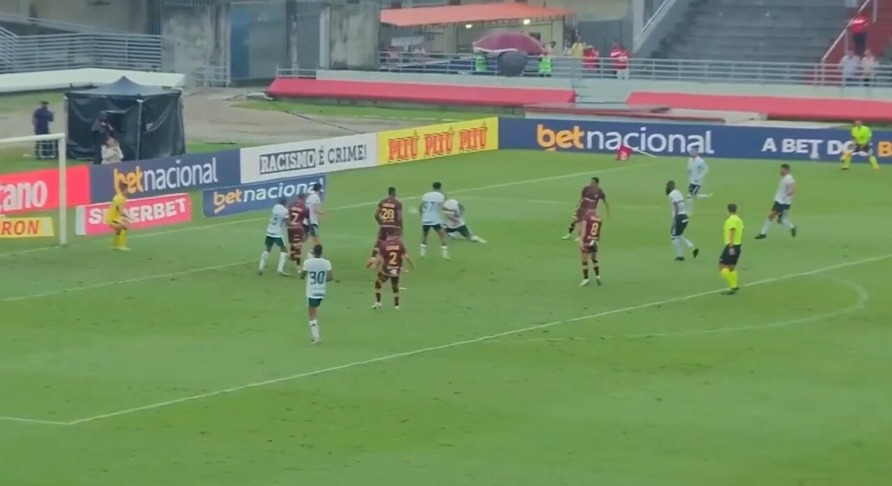 CRB quebra sequência de vitórias do Goiás